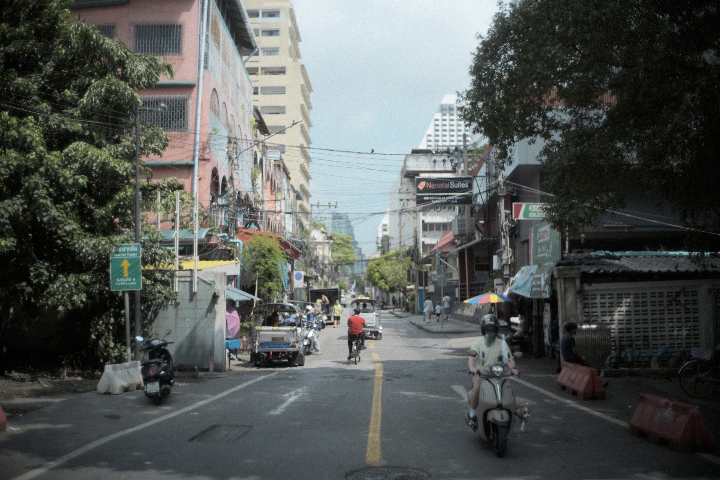 Afterimage in Passing, photograph 04